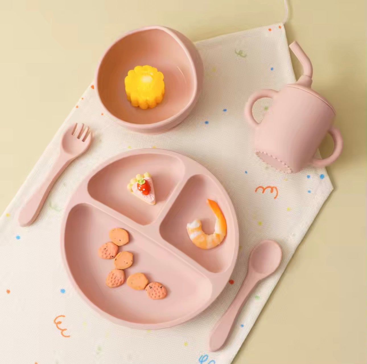 Silicone Baby Feeding Set – BPA-Free Plate, Bowl, Bib & Cutlery